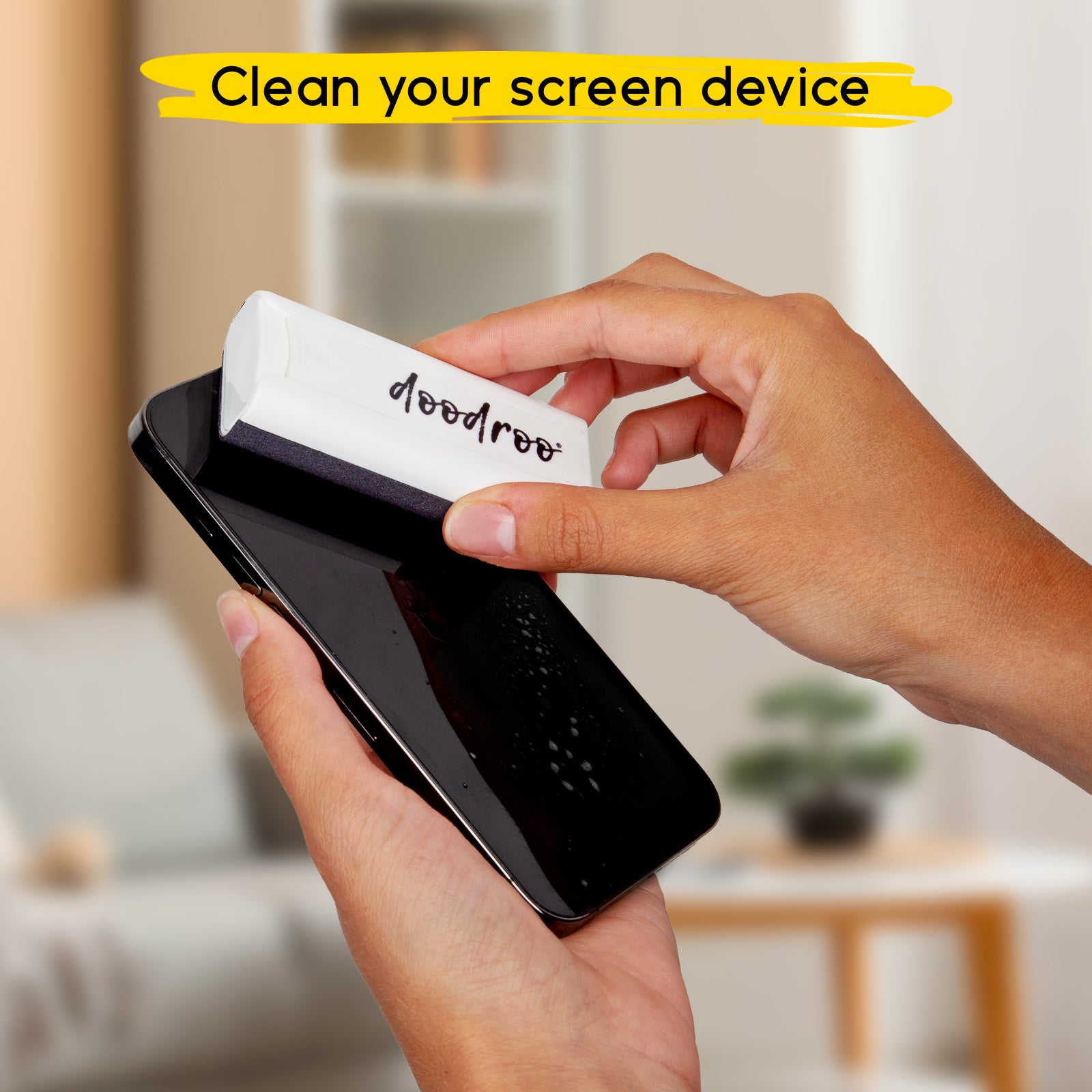 Cleaning kit for smartphone, tablet and PC displays